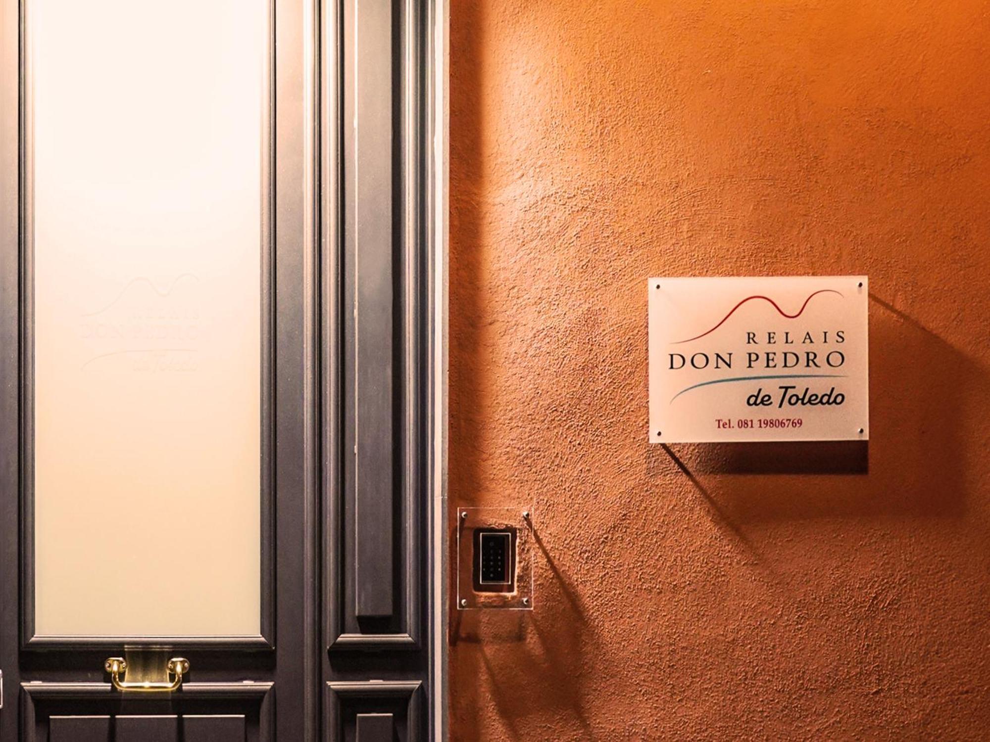 Relais Don Pedro De Toledo Hotel Naples Exterior photo